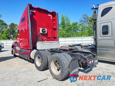 Trzecie zdjęcie samochodu z tyłu: 2014 KENWORTH T680 SEMI TRUCK VIN:1XKYDP9X4EJ400651 - miniatura