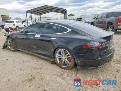 Drugie zdjęcie samochodu z przodu: 2016 TESLA MODEL S VIN:5YJSA1E49GF128935 - miniatura