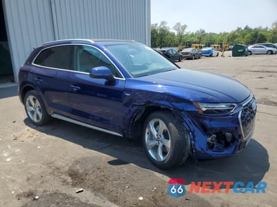 Czwarte zdjęcie samochodu z boku: 2023 AUDI Q5 PREMIUM PLUS 45 VIN:WA1EAAFY9P2049065 - miniatura