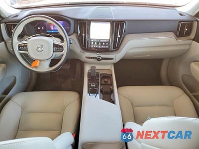 Zdjęcie 8 z 13 samochodu: 2024 VOLVO XC60 VIN:YV4H60DL4R1763178 - miniatura