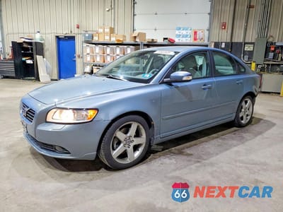 2008 VOLVO S40 2.4I YV1MS390682385929 - główne zdjęcie licytacji z USA - miniatura