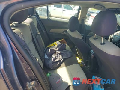 Zdjęcie 10 z 12 samochodu: 2014 CHEVROLET CRUZE LS VIN:1G1PA5SH7E7309371 - miniatura