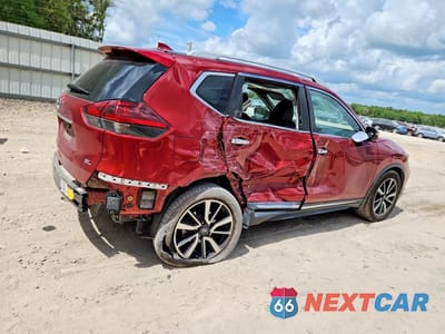Trzecie zdjęcie samochodu z tyłu: 2020 NISSAN ROGUE SL VIN:5N1AT2MT5LC735969 - miniatura