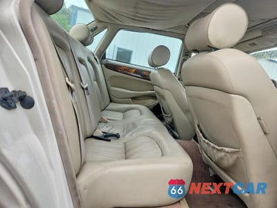 Zdjęcie 10 z 13 samochodu: 2001 JAGUAR XJ8 VIN:SAJDA14C61LF35041 - miniatura