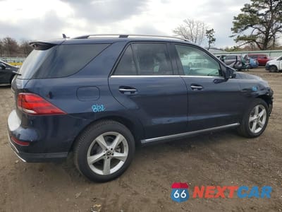 Trzecie zdjęcie samochodu z tyłu: 2017 MERCEDES-BENZ GLE 350 4MATIC VIN:4JGDA5HB2HA994931 - miniatura