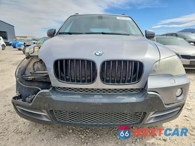 Piąte zdjęcie samochodu w środku: 2009 BMW X5 XDRIVE48I VIN:5UXFE83549L168848 - miniatura