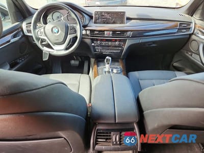 Zdjęcie 8 z 13 samochodu: 2017 BMW X5 SDRIVE35I VIN:5UXKR2C31H0U23986 - miniatura