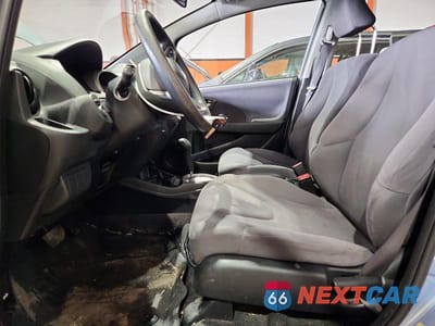 Zdjęcie 7 z 11 samochodu: 2009 HONDA FIT LX VIN:JHMGE88509S806726 - miniatura