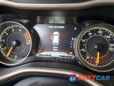 Zdjęcie 9 z 13 samochodu: 2016 JEEP CHEREOKEE VIN:1C4PJMDS8GW280501 - miniatura