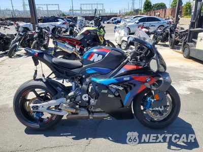 2026 BMW M 1000 RR WB10P4305T6L52830 - główne zdjęcie licytacji z USA - miniatura
