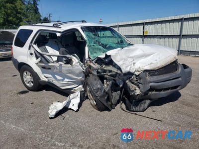 Czwarte zdjęcie samochodu z boku: 2004 FORD ESCAPE XLT VIN:1FMYU03184KA95263 - miniatura