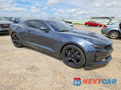Czwarte zdjęcie samochodu z boku: 2022 CHEVROLET CAMARO LT1 VIN:1G1FF1R75N0133223 - miniatura