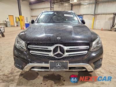Piąte zdjęcie samochodu w środku: 2018 MERCEDES-BENZ GLC 300 4MATIC VIN:WDC0G4KB0JV101670 - miniatura
