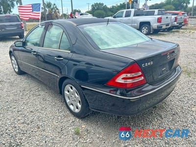 Trzecie zdjęcie samochodu z tyłu: 2005 MERCEDES-BENZ C 240 VIN:WDBRF61J45A656685 - miniatura