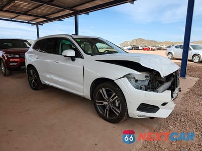 Czwarte zdjęcie samochodu z boku: 2019 VOLVO XC60 T5 MOMENTUM VIN:LYV102DK4KB250164 - miniatura
