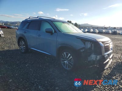 Czwarte zdjęcie samochodu z boku: 2022 NISSAN PATHFINDER PLATINUM VIN:5N1DR3DH0NC243625 - miniatura