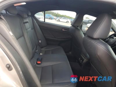 Zdjęcie 10 z 13 samochodu: 2021 LEXUS IS 300 VIN:JTHAA1D25M5109886 - miniatura