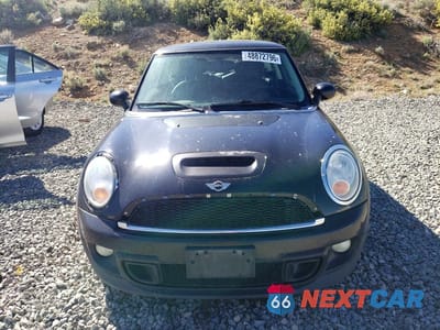 Piąte zdjęcie samochodu w środku: 2013 MINI COOPER S VIN:WMWSV3C52DT390331 - miniatura