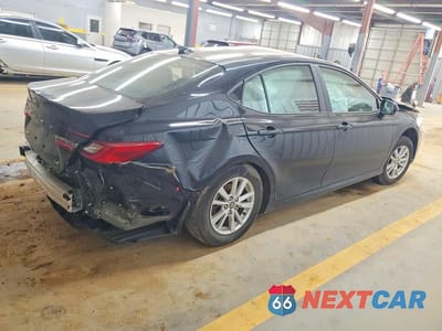 Trzecie zdjęcie samochodu z tyłu: 2025 TOYOTA CAMRY LE VIN:4T1DAACK5SU018910 - miniatura