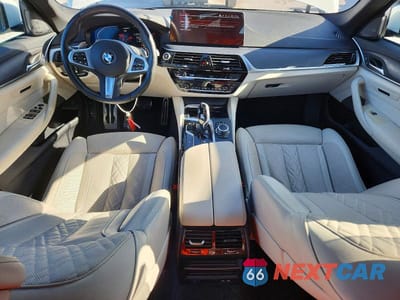 Zdjęcie 8 z 12 samochodu: 2022 BMW 540 XI VIN:WBA73BJ09NCJ90383 - miniatura
