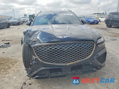 Piąte zdjęcie samochodu w środku: 2023 GENESIS GV70 2.5T STANDARD VIN:KMUMADTB3PU117672 - miniatura
