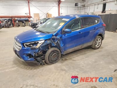 2019 FORD ESCAPE SE 1FMCU9GD0KUA48622 - główne zdjęcie licytacji z USA - miniatura