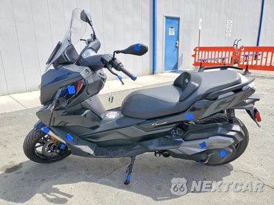 Trzecie zdjęcie samochodu z tyłu: 2024 BMW C 400 GT VIN:WB40C6305RS923260 - miniatura