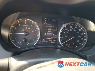 Zdjęcie 9 z 12 samochodu: 2018 INFINITI Q50 2.0T LUXE VIN:JN1CV7AR8JM280770 - miniatura