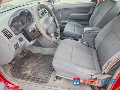 Zdjęcie 7 z 11 samochodu: 2002 NISSAN FRONTIER KING CAB XE VIN:1N6DD26S32C349372 - miniatura