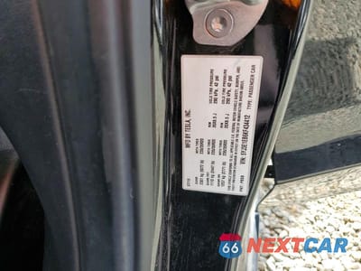 Zdjęcie 12 z 12 samochodu: 2019 TESLA MODEL 3 VIN:5YJ3E1EB6KF434412 - miniatura