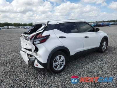 Trzecie zdjęcie samochodu z tyłu: 2021 NISSAN KICKS S VIN:3N1CP5BV8ML497051 - miniatura