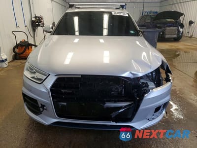 Piąte zdjęcie samochodu w środku: 2016 AUDI Q3 PREMIUM PLUS VIN:WA1EFCFS5GR010909 - miniatura