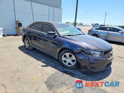 Czwarte zdjęcie samochodu z boku: 2016 FORD TAURUS POLICE INTERCEPTOR VIN:1FAHP2L8XGG126532 - miniatura