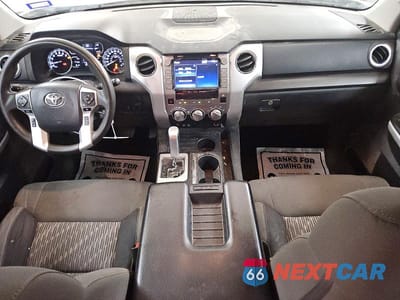 Zdjęcie 8 z 12 samochodu: 2020 TOYOTA TUNDRA CREWMAX SR5 VIN:5TFEY5F11LX261435 - miniatura