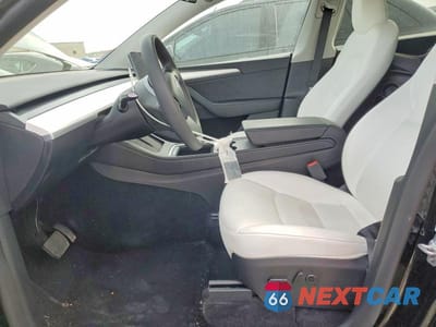Zdjęcie 7 z 13 samochodu: 2023 TESLA MODEL Y VIN:7SAYGDEE8PA159693 - miniatura