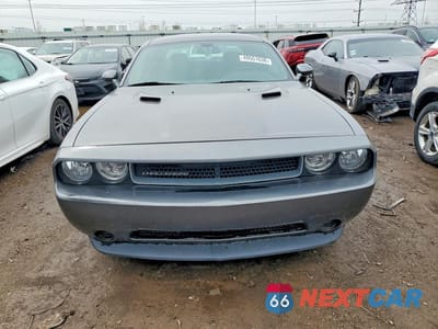 Piąte zdjęcie samochodu w środku: 2011 DODGE CHALLENGER VIN:2B3CJ4DG1BH566046 - miniatura