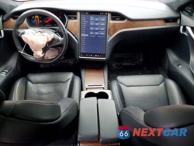 Zdjęcie 8 z 12 samochodu: 2018 TESLA MODEL S VIN:5YJSA1E23JF295197 - miniatura