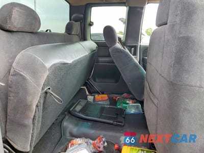 Zdjęcie 10 z 12 samochodu: 2002 CHEVROLET SILVERADO K1500 VIN:1GCEK19T22E210852 - miniatura