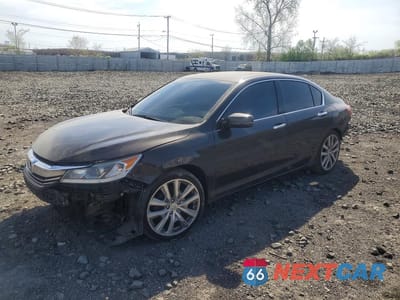 2017 HONDA ACCORD EXL 1HGCR3F82HA004155 - główne zdjęcie licytacji z USA - miniatura