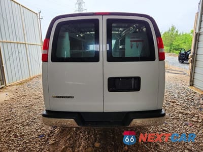 Zdjęcie 6 z 13 samochodu: 2025 CHEVROLET EXPRESS DELIVERY VAN VIN:1GCWGAF74S1106948 - miniatura