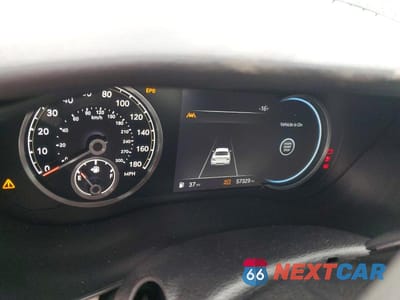 Zdjęcie 9 z 12 samochodu: 2022 GENESIS G70 3.3T STANDARD VIN:KMTG54TE9NU097828 - miniatura
