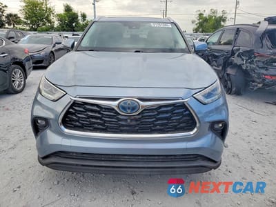 Piąte zdjęcie samochodu w środku: 2020 TOYOTA HIGHLANDER HYBRID LIMITED VIN:5TDYARAH9LS000590 - miniatura