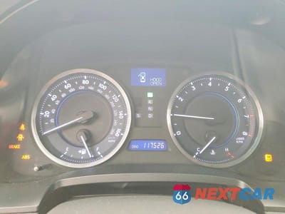 Zdjęcie 9 z 12 samochodu: 2011 LEXUS IS 350 VIN:JTHBE5C29B5025665 - miniatura