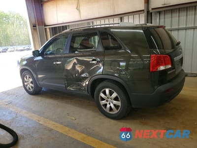 Drugie zdjęcie samochodu z przodu: 2012 KIA SORENTO LX VIN:5XYKT4A24CG227259 - miniatura