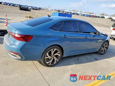 Trzecie zdjęcie samochodu z tyłu: 2025 VOLKSWAGEN JETTA SEL VIN:3VWGX7BU3SM042811 - miniatura