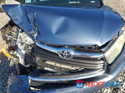 Zdjęcie 12 z 13 samochodu: 2015 TOYOTA HIGHLANDER LE VIN:5TDBKRFH9FS147718 - miniatura