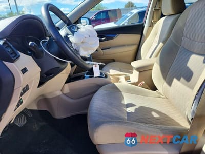 Zdjęcie 7 z 14 samochodu: 2020 NISSAN ROGUE SV VIN:5N1AT2MV1LC786015 - miniatura