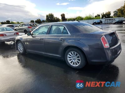 Drugie zdjęcie samochodu z przodu: 2013 CHRYSLER 300 VIN:2C3CCAAG1DH632209 - miniatura