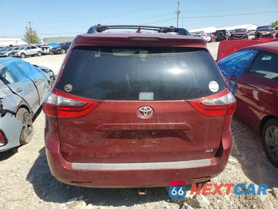 Zdjęcie 6 z 13 samochodu: 2020 TOYOTA SIENNA VIN:5TDYZ3DC8LS032050 - miniatura