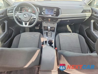 Zdjęcie 8 z 12 samochodu: 2019 VOLKSWAGEN JETTA S VIN:3VWC57BU8KM030206 - miniatura